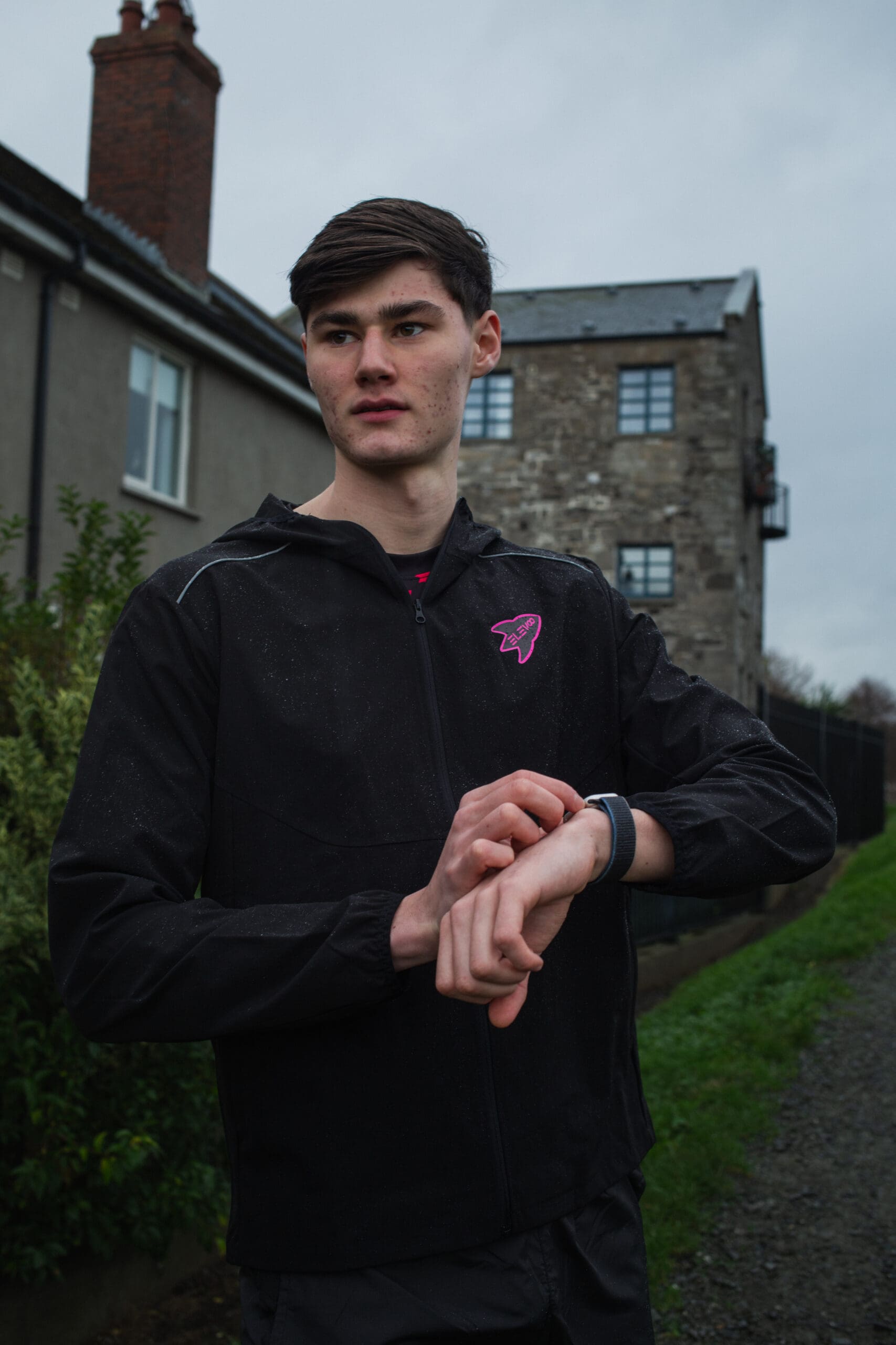 Men's Tek Windbreaker